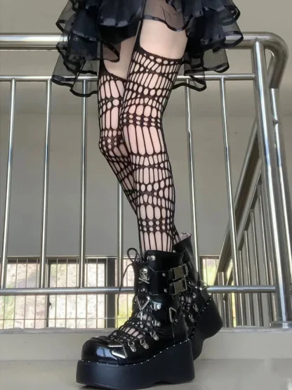 Hollow Out Suspender Pantyhose - Image 3