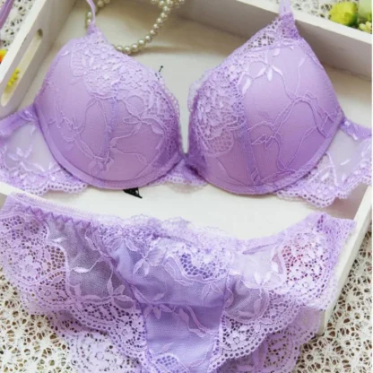 Padded Lace Black Lingerie Set - Image 3