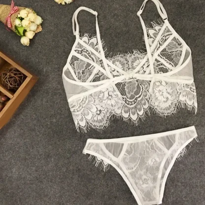 Chic Black Lace Lingerie - Image 5